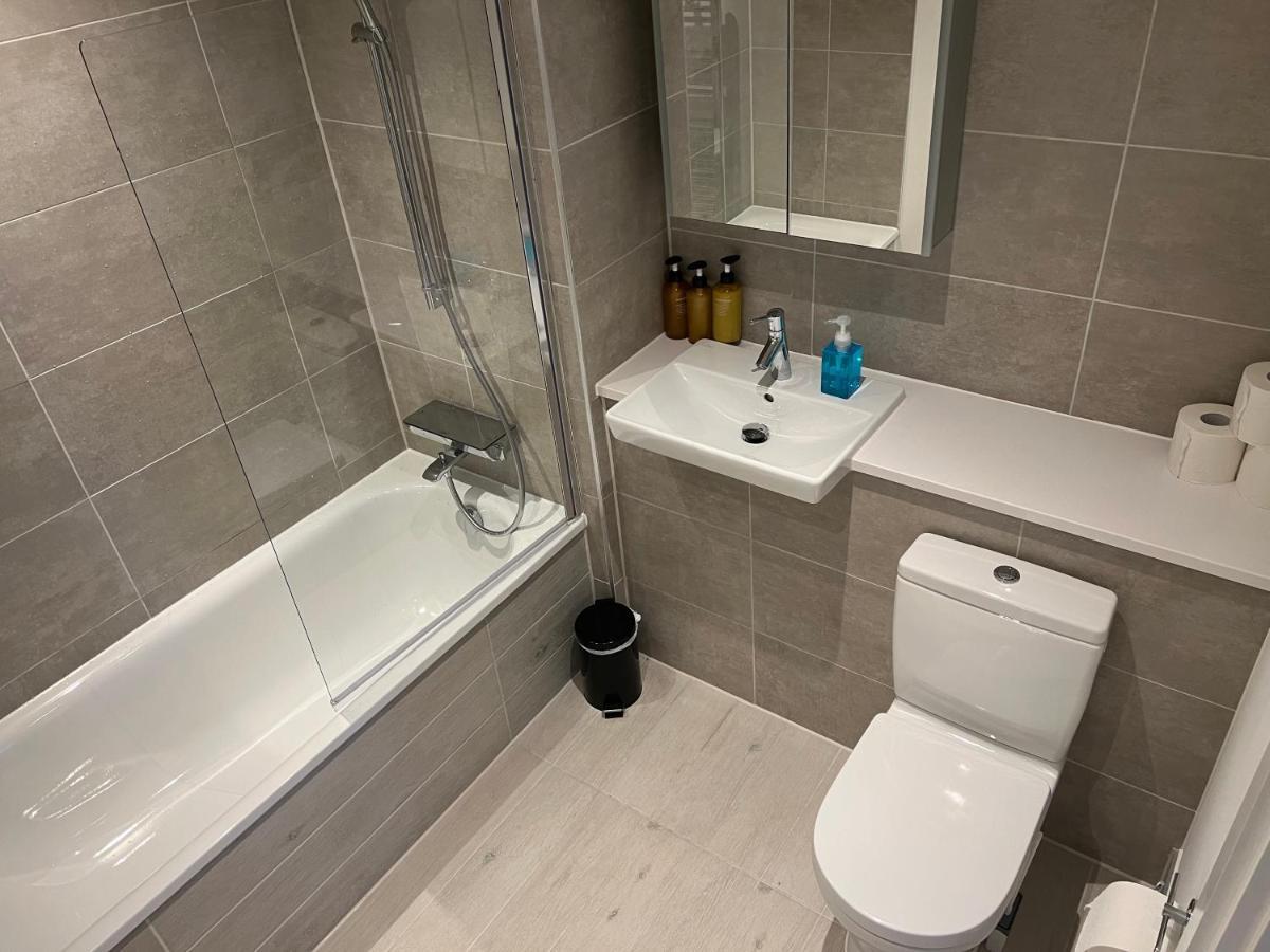 Crown X Chapel Apartments Manchester Ngoại thất bức ảnh
