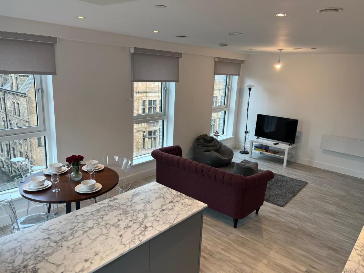 Crown X Chapel Apartments Manchester Ngoại thất bức ảnh