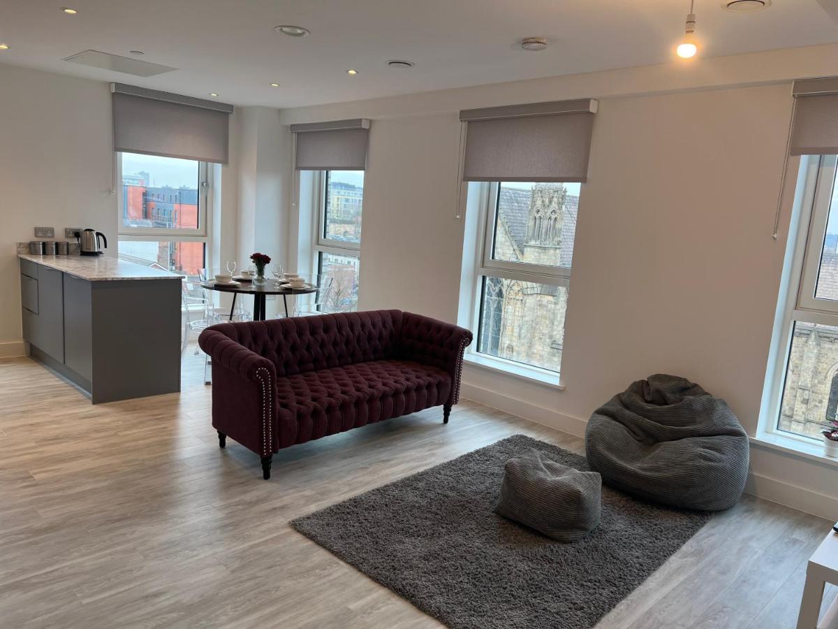 Crown X Chapel Apartments Manchester Ngoại thất bức ảnh